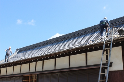 東郷町の神社　屋根工事