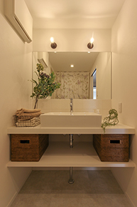 シンプルな洗面スペースだから扱いやすい。名古屋市のマンションリノベーションのサニタリールーム。