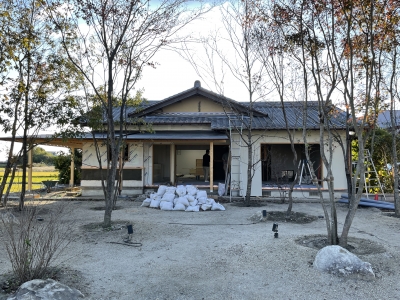 ベーカリーカフェ「パンと庭」