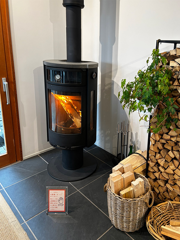薪ストーブ